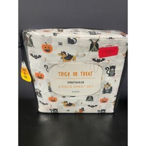 New - Trick or Treat Spooktacular 4-Piece Queen Sheet Set